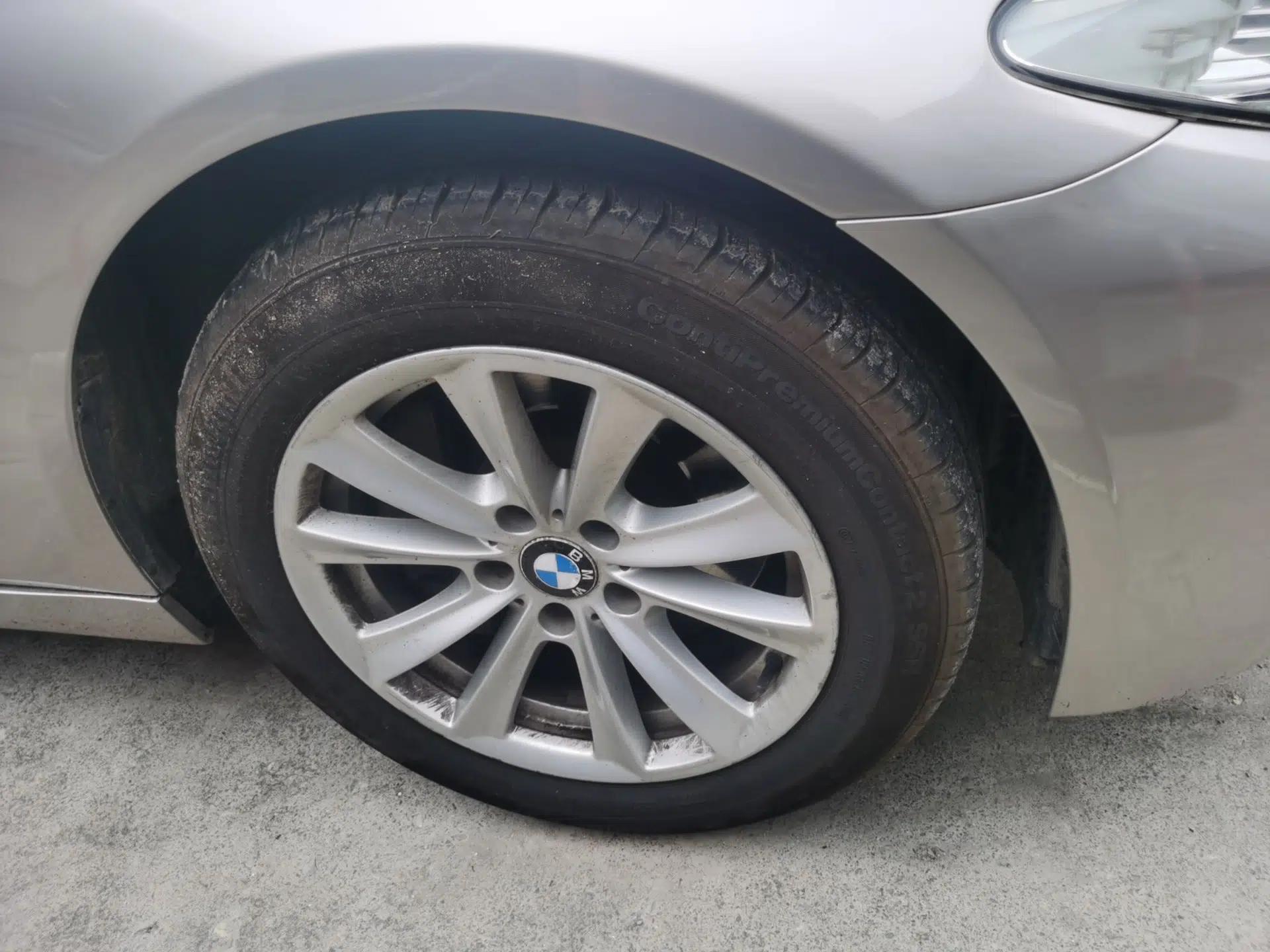 BMW 5 Series 2013 520Li Elegant Edition — миниатюра 8