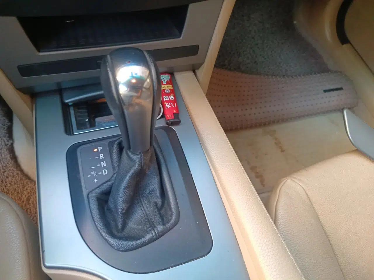 BMW 5 Series 2007 523Li Elegant Edition — миниатюра 14