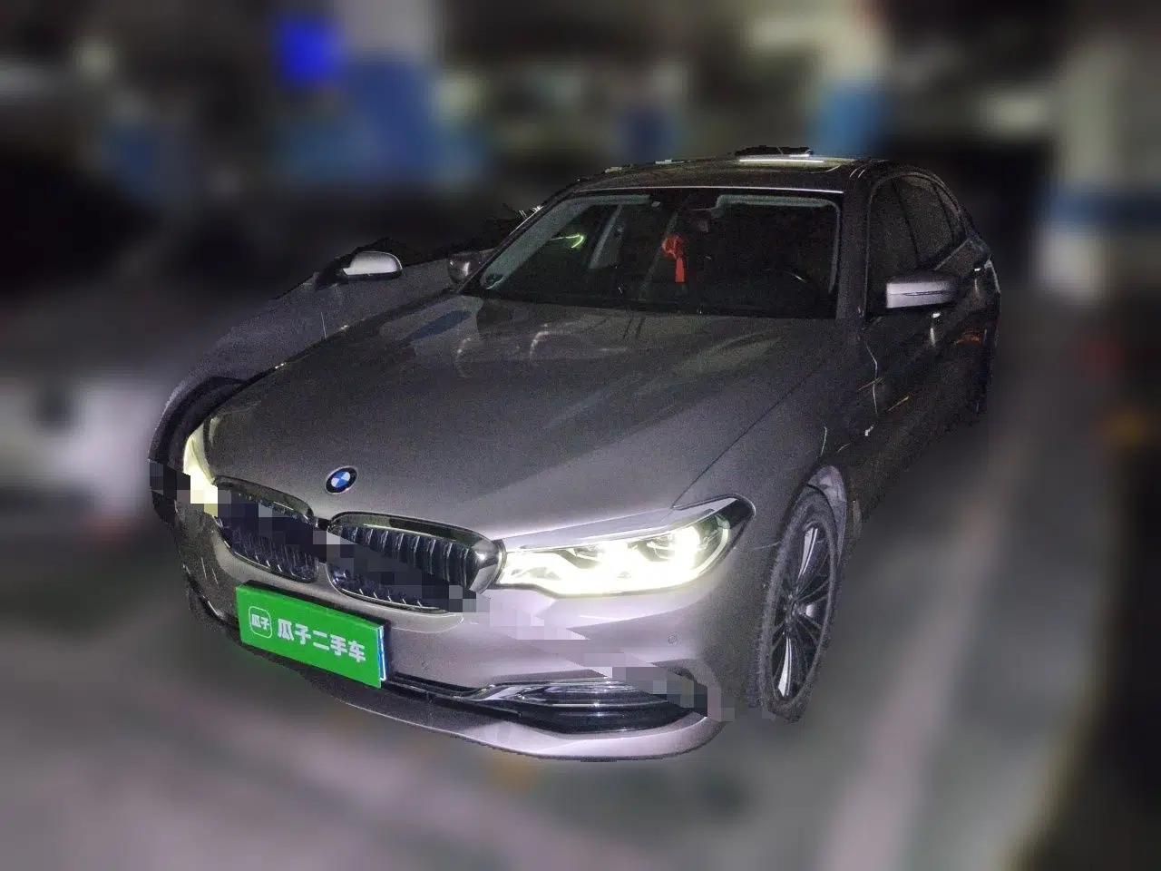 BMW 5 Series 2018 Facelifted 530Li Luxury Edition Premium Package — миниатюра 1