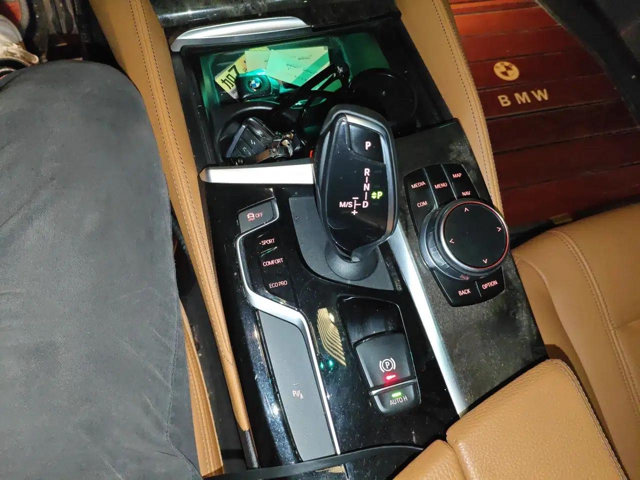 BMW 5 Series 2018 530Li Leading Model M Sport Package — миниатюра 14