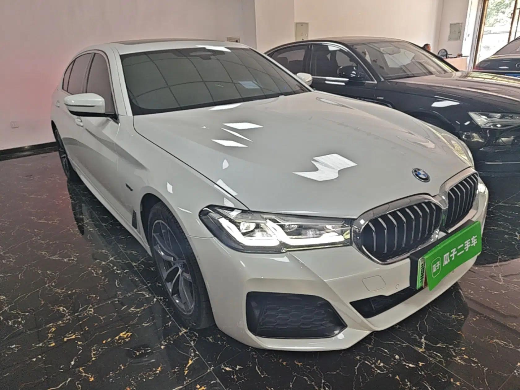 BMW 5 Series New Energy 2022 Restyled 535Le Pioneer Edition M Sport Package — миниатюра 3
