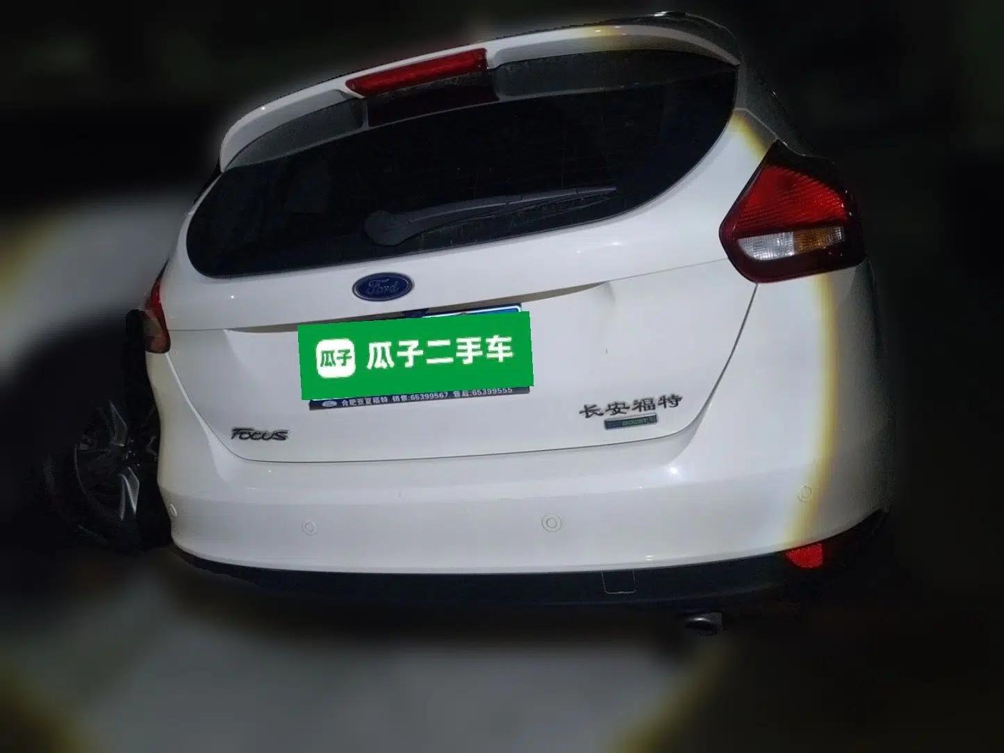 Ford Focus 2018 Hatchback Classic EcoBoost 180 Automatic Elite Model — миниатюра 5