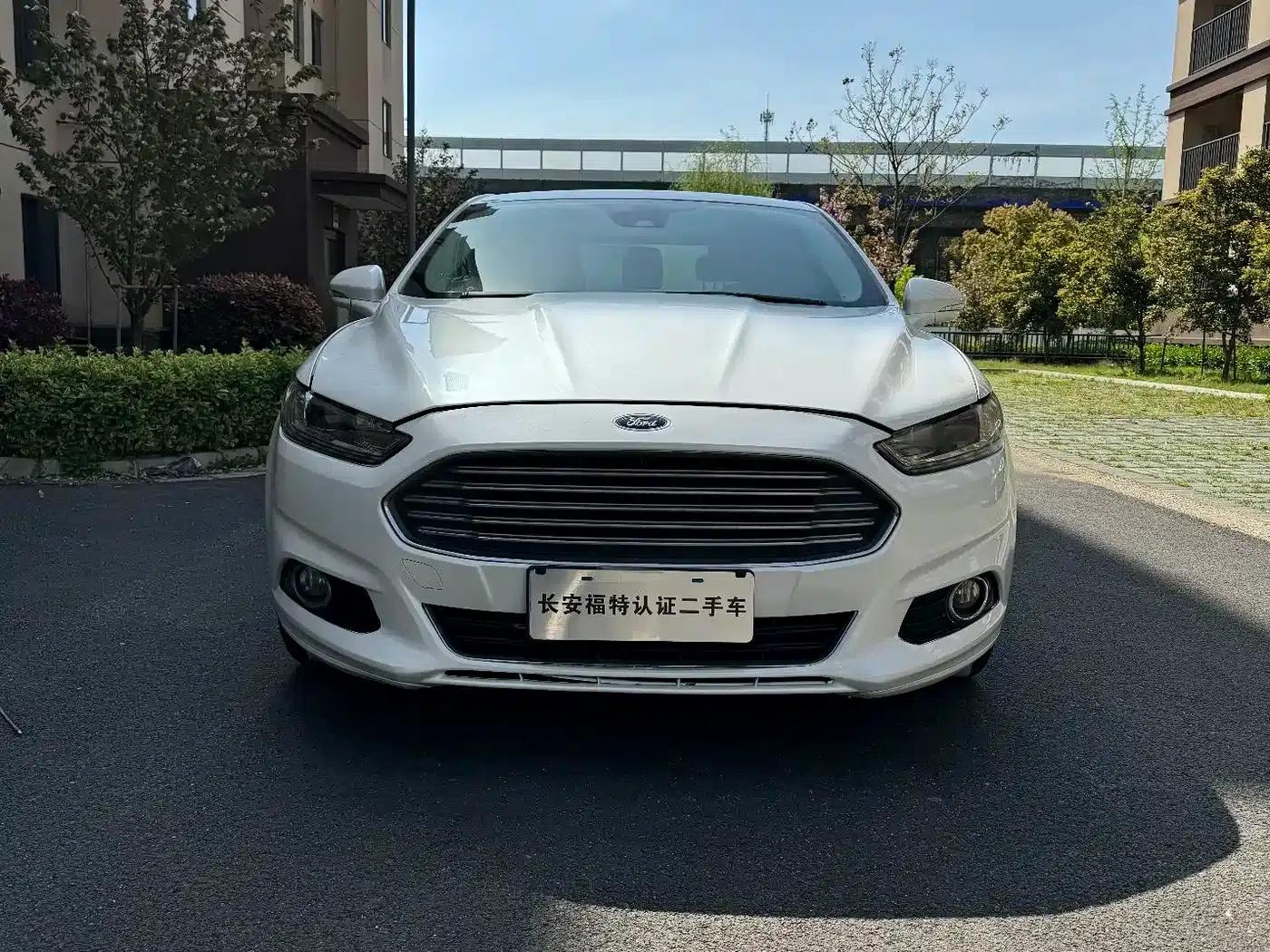 2013 Ford Mondeo 2.0L GTDi200 Fashion Edition — миниатюра 2