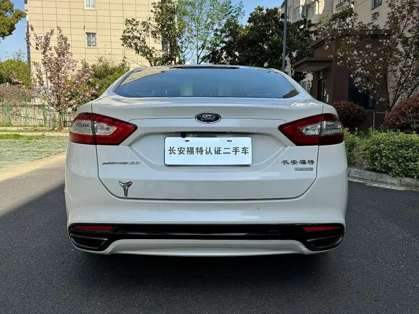 2013 Ford Mondeo 2.0L GTDi200 Fashion Edition — миниатюра 9
