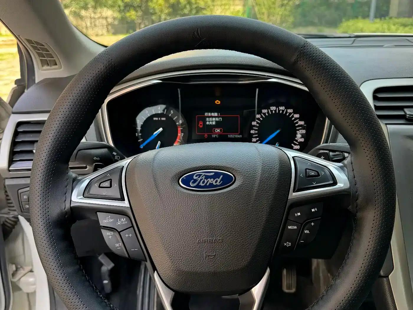2013 Ford Mondeo 2.0L GTDi200 Fashion Edition — миниатюра 10