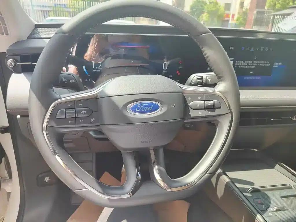 2022 Ford Mondeo Facelift EcoBoost 245 Luxury — миниатюра 4