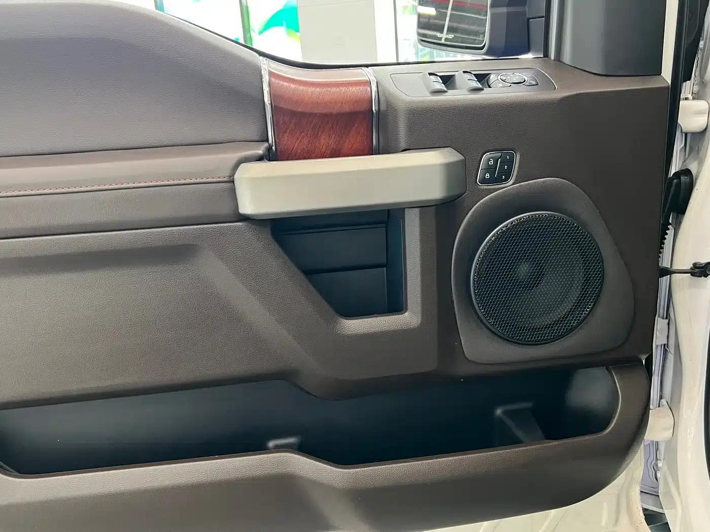 2018 Ford F-150 3.5T Automatic — миниатюра 38