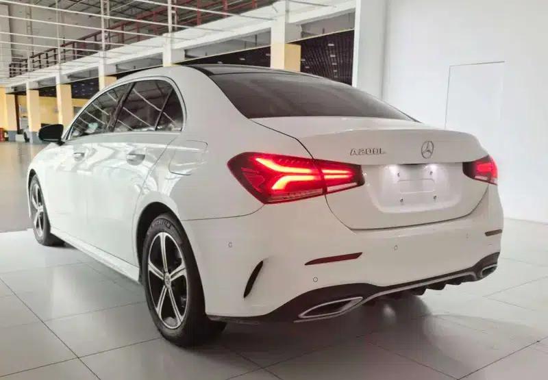 2022 Mercedes-Benz A-Class A 200 L Sport Sedan Dynamic Edition — миниатюра 4