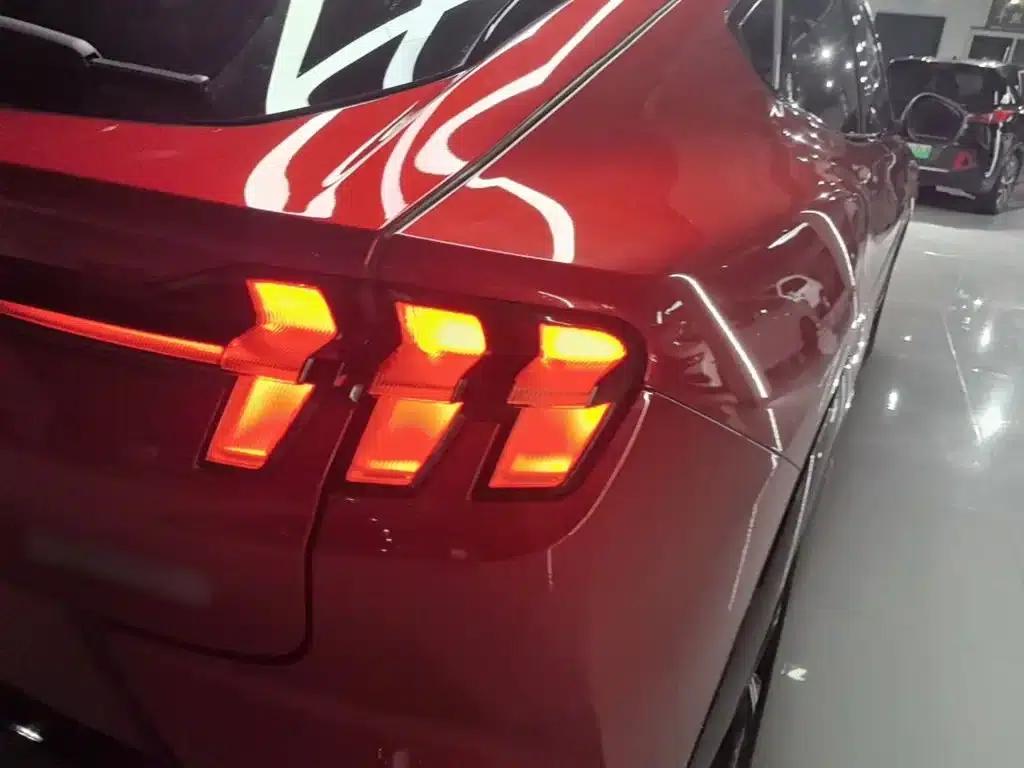 Ford eCar 2021 Model X Unlimited Rear-Wheel Drive Luxury Edition (Long Range) — миниатюра 8