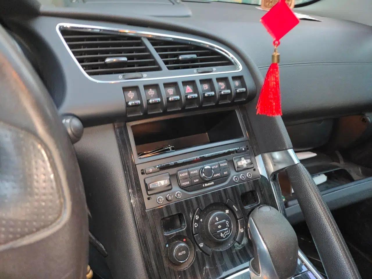 Peugeot 3008 2013 1.6THP Automatic Prestige Edition — миниатюра 13