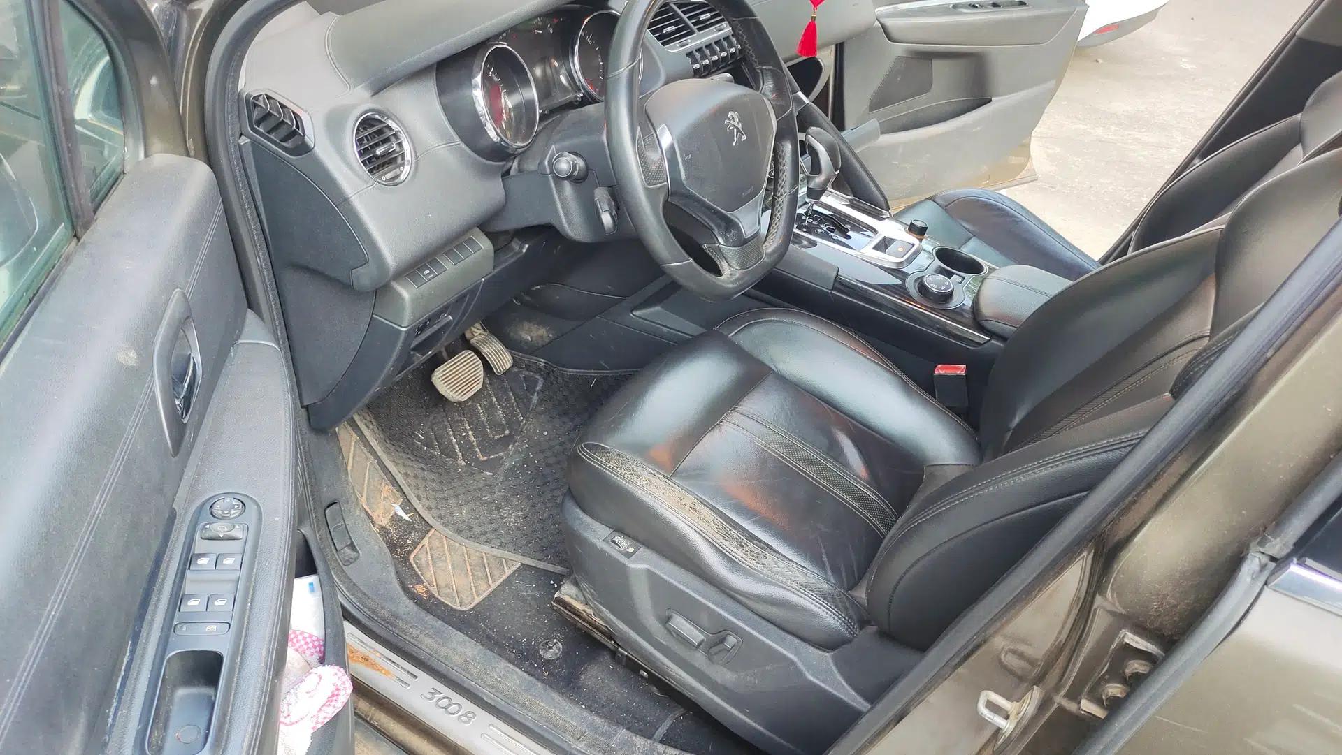Peugeot 3008 2013 1.6THP Automatic Prestige Edition — миниатюра 16