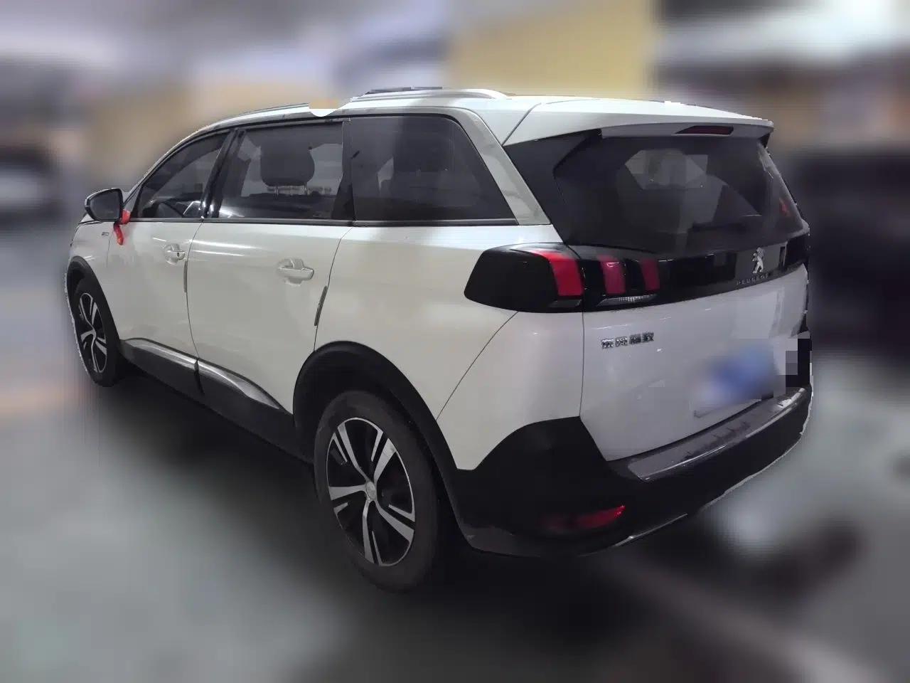 Peugeot 5008 2019 380THP 5-Seater Elite Edition — миниатюра 4