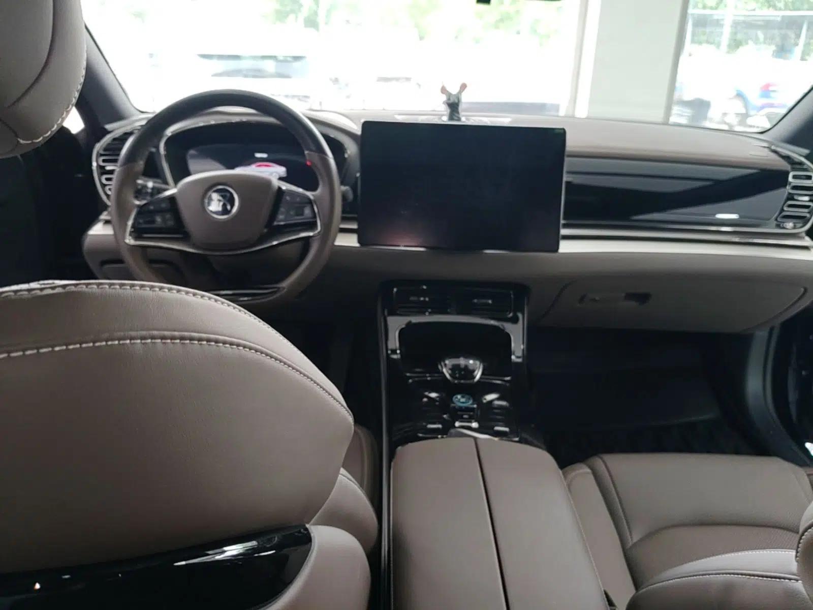 BYD Han 2021 EV Standard Range Luxury Model — миниатюра 17