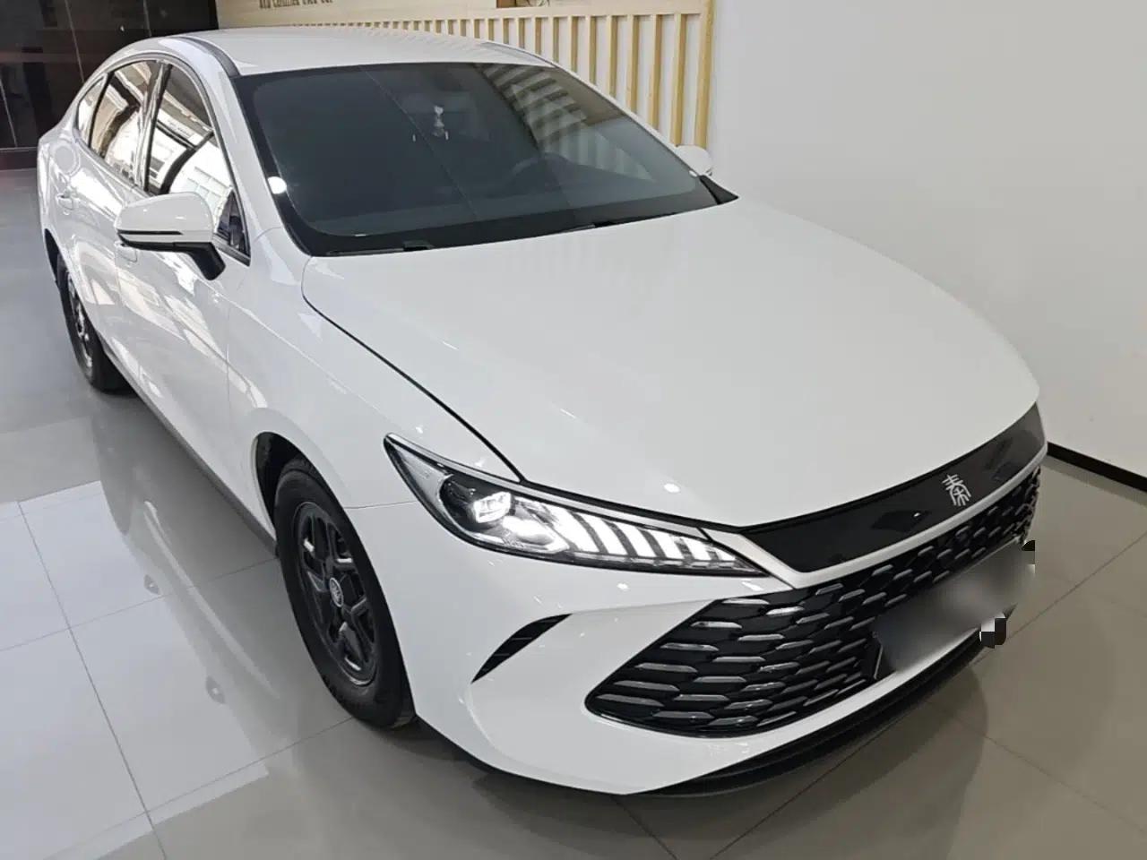 BYD Qin PLUS 2025 DM-i Smart Drive 55KM Leading Model — миниатюра 3