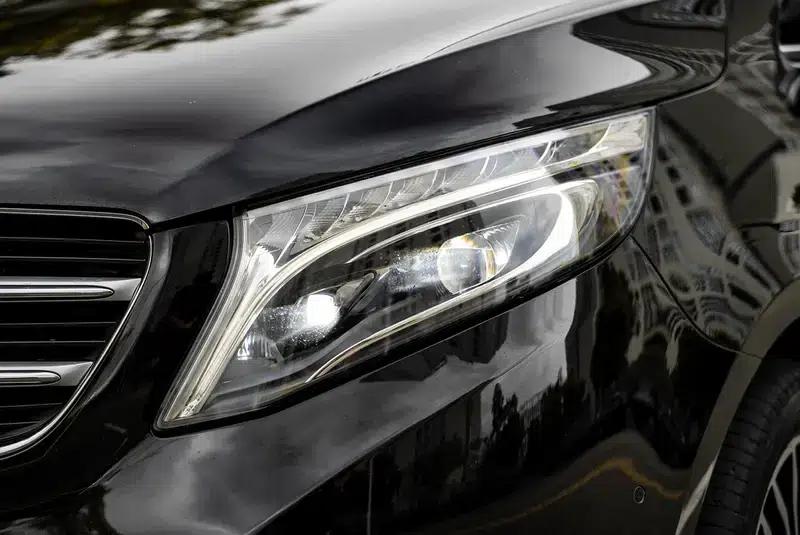 Mercedes-Benz V-Class 2017 V 260 L Premium Extended Edition — миниатюра 5