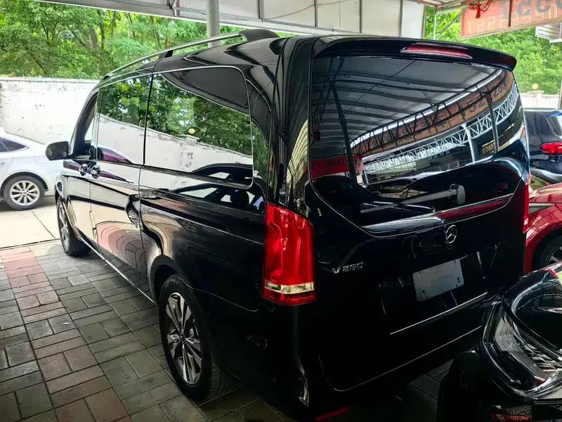 Mercedes-Benz V-Class 2020 V 260 Navigator Edition — миниатюра 4