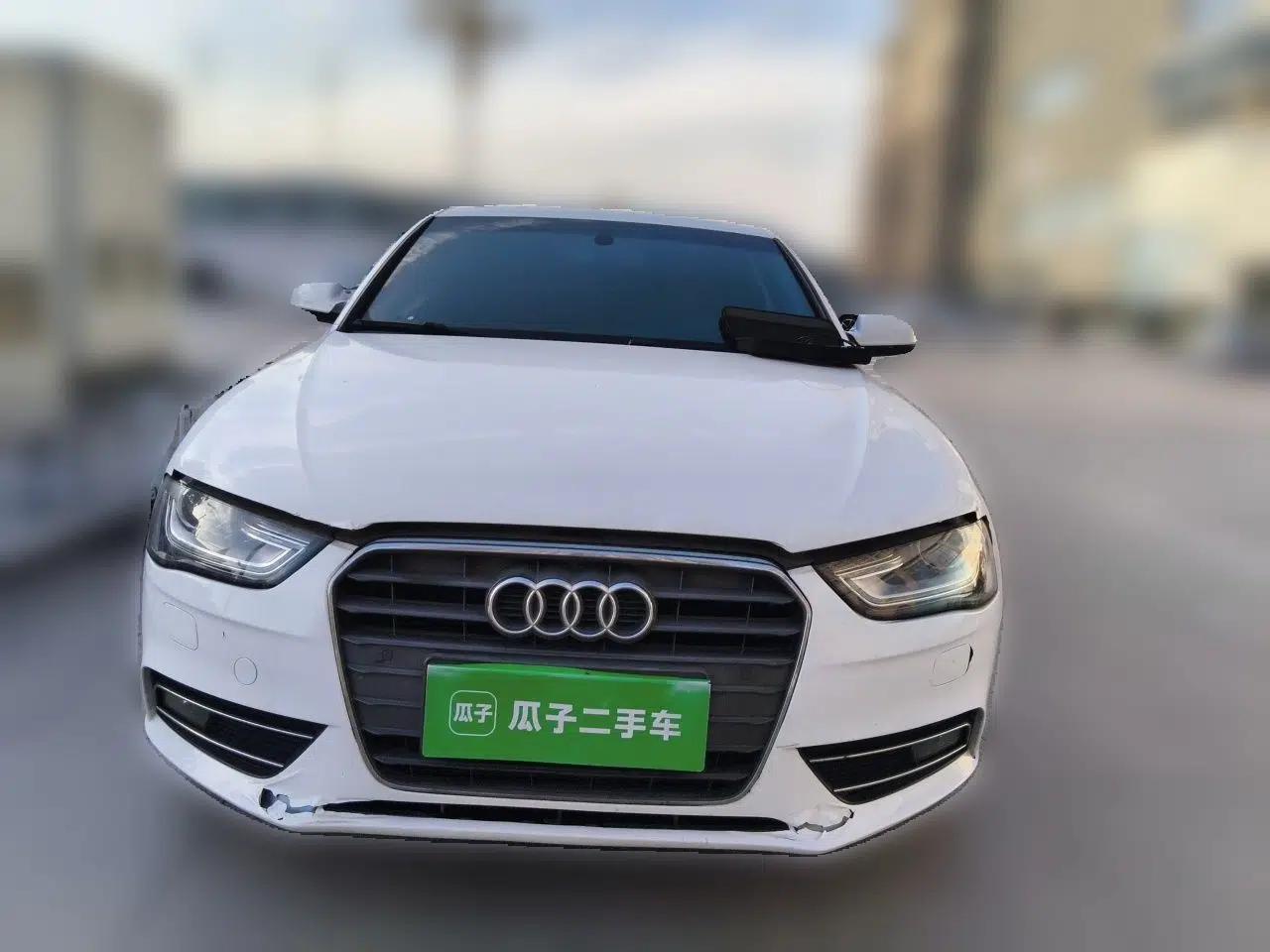 Audi A4L 2013 35 TFSI Automatic Standard Model — миниатюра 2