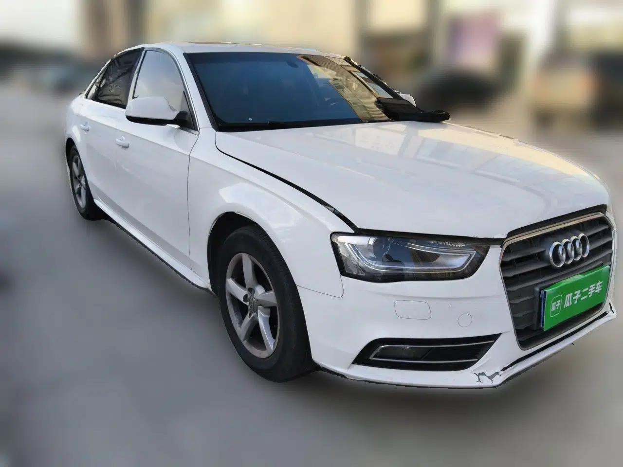 Audi A4L 2013 35 TFSI Automatic Standard Model — миниатюра 3