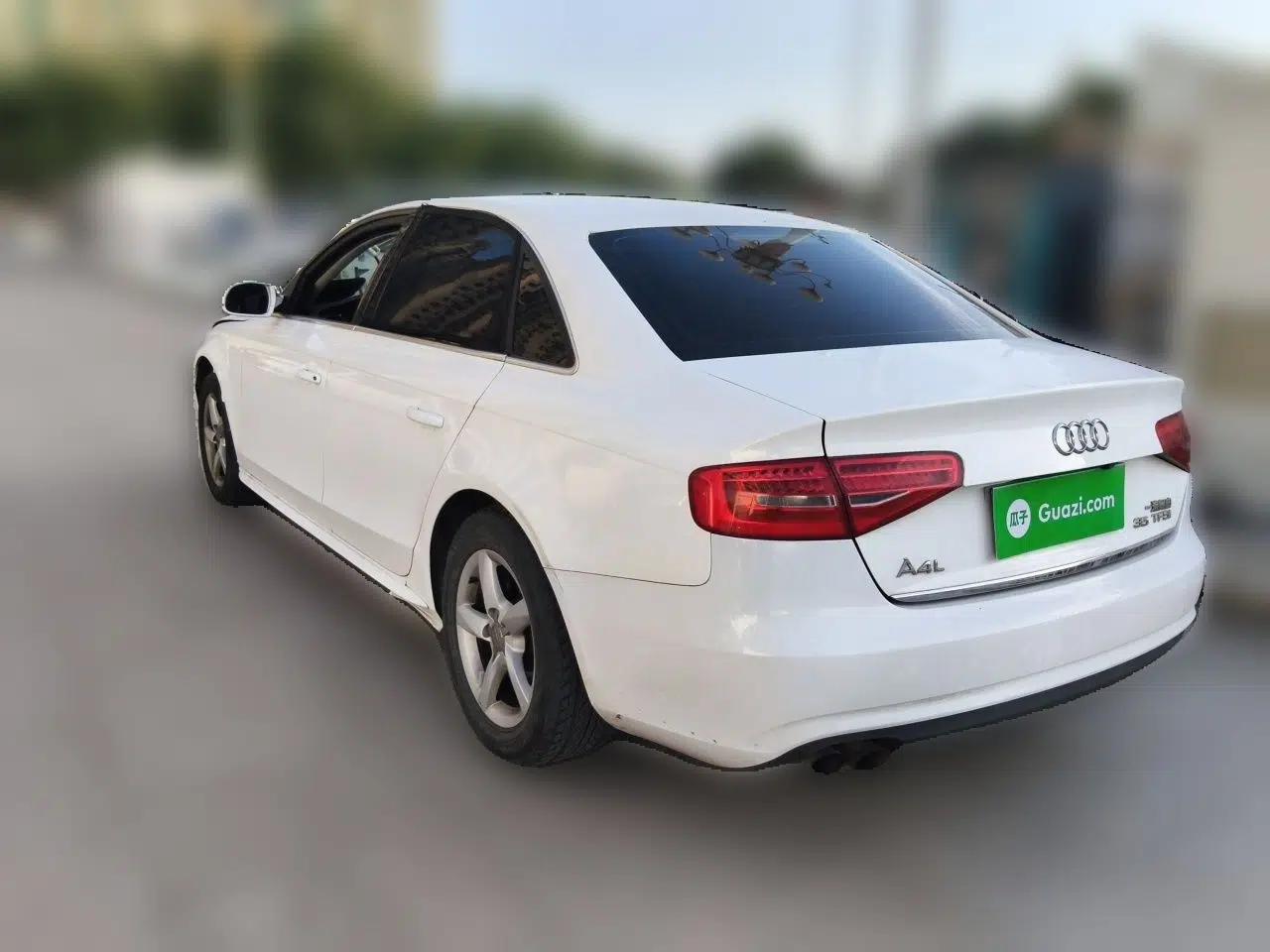 Audi A4L 2013 35 TFSI Automatic Standard Model — миниатюра 4
