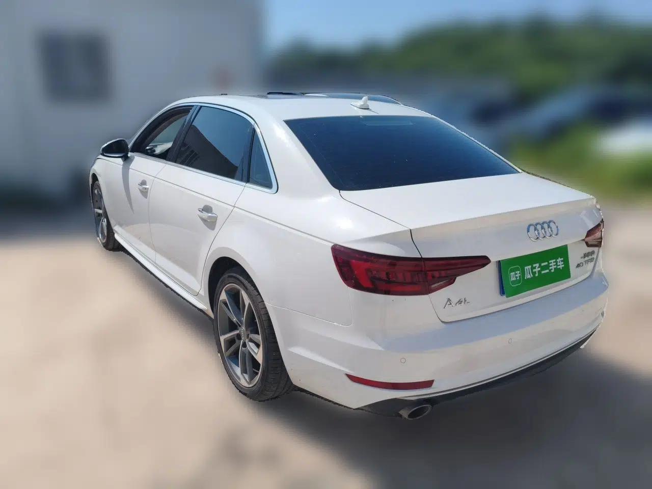 Audi A4L 2018 30th Anniversary Edition 40 TFSI Trendy Model — миниатюра 4