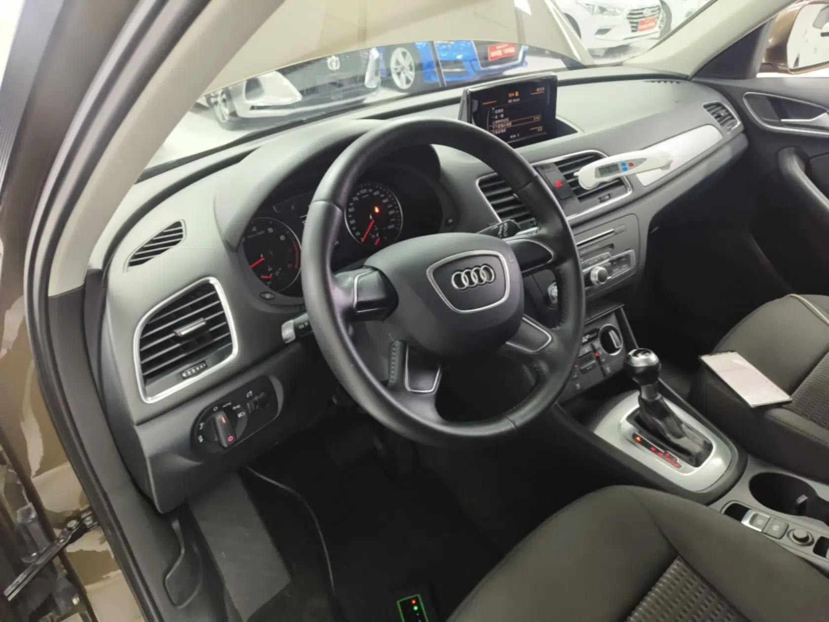 Audi Q3 2016 30 TFSI Standard Model — миниатюра 12
