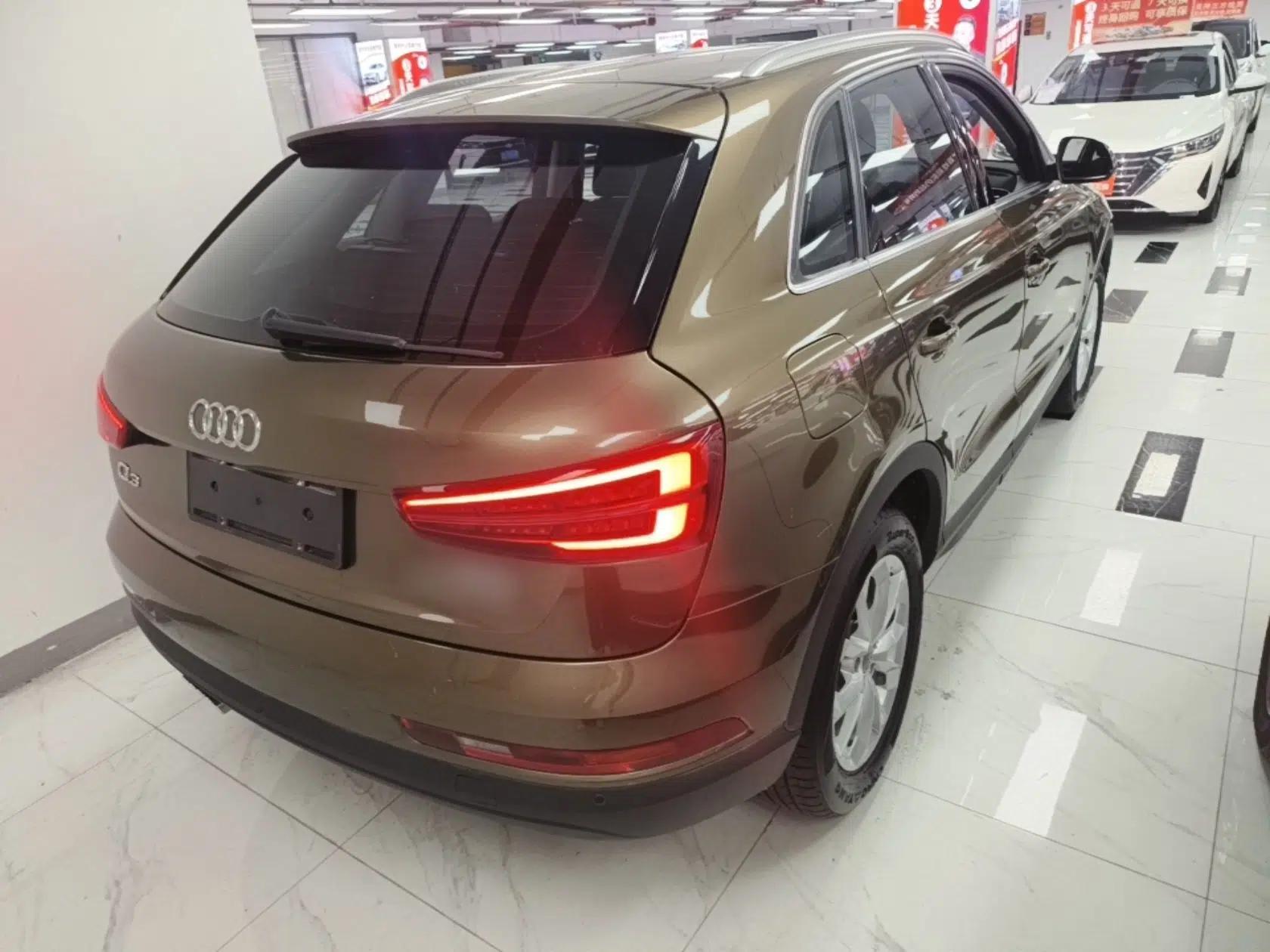 Audi Q3 2016 30 TFSI Standard Model — миниатюра 6