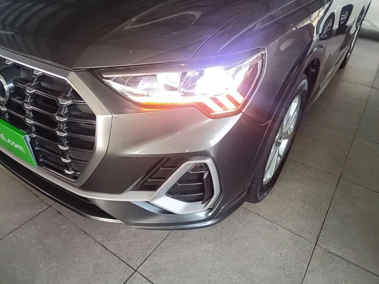 Audi Q3 2019 35 TFSI Advanced Dynamic Edition — миниатюра 8