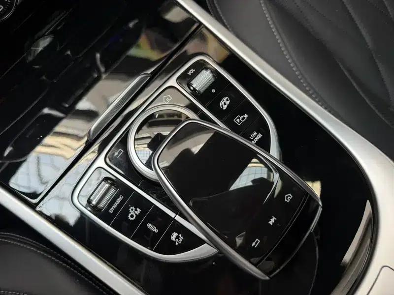 Mercedes-Benz G-Class AMG 2019 4.0T Automatic 4WD 5-seater Parallel Import — миниатюра 16