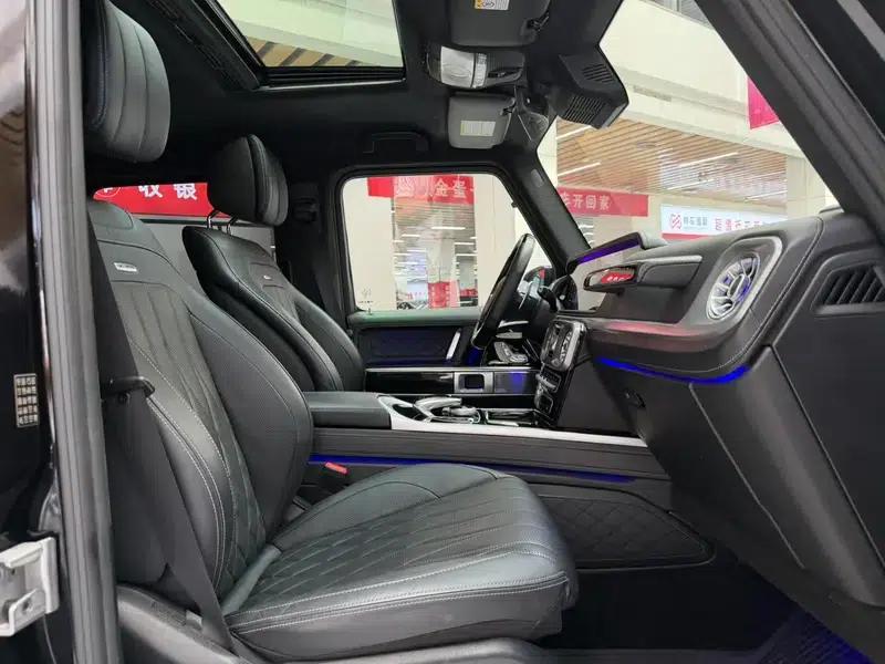 Mercedes-Benz G-Class AMG 2019 4.0T Automatic 4WD 5-seater Parallel Import — миниатюра 20