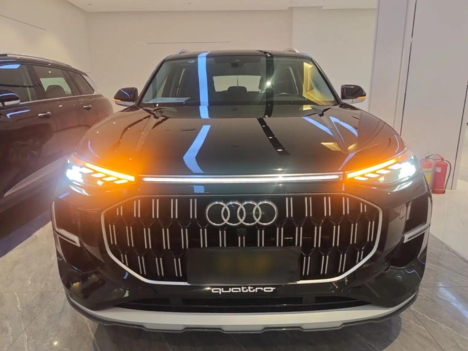 Audi Q6 2024 40 TFSI quattro Guanyun Edition Yulin Package 7 Seats — миниатюра 2