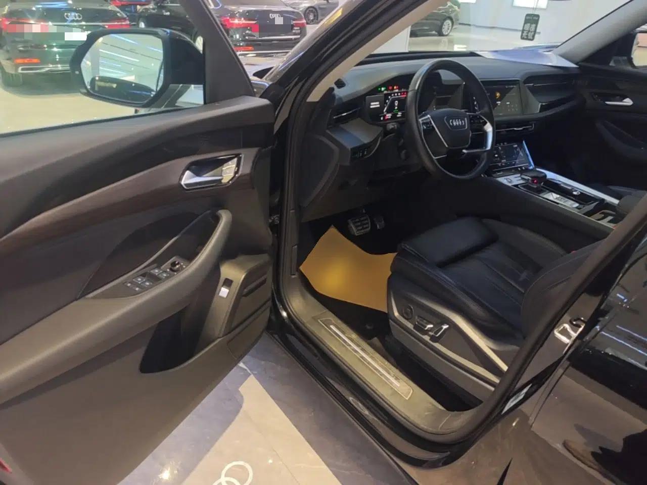 Audi Q6 2024 40 TFSI quattro Guanyun Edition Yulin Package 7 Seats — миниатюра 18