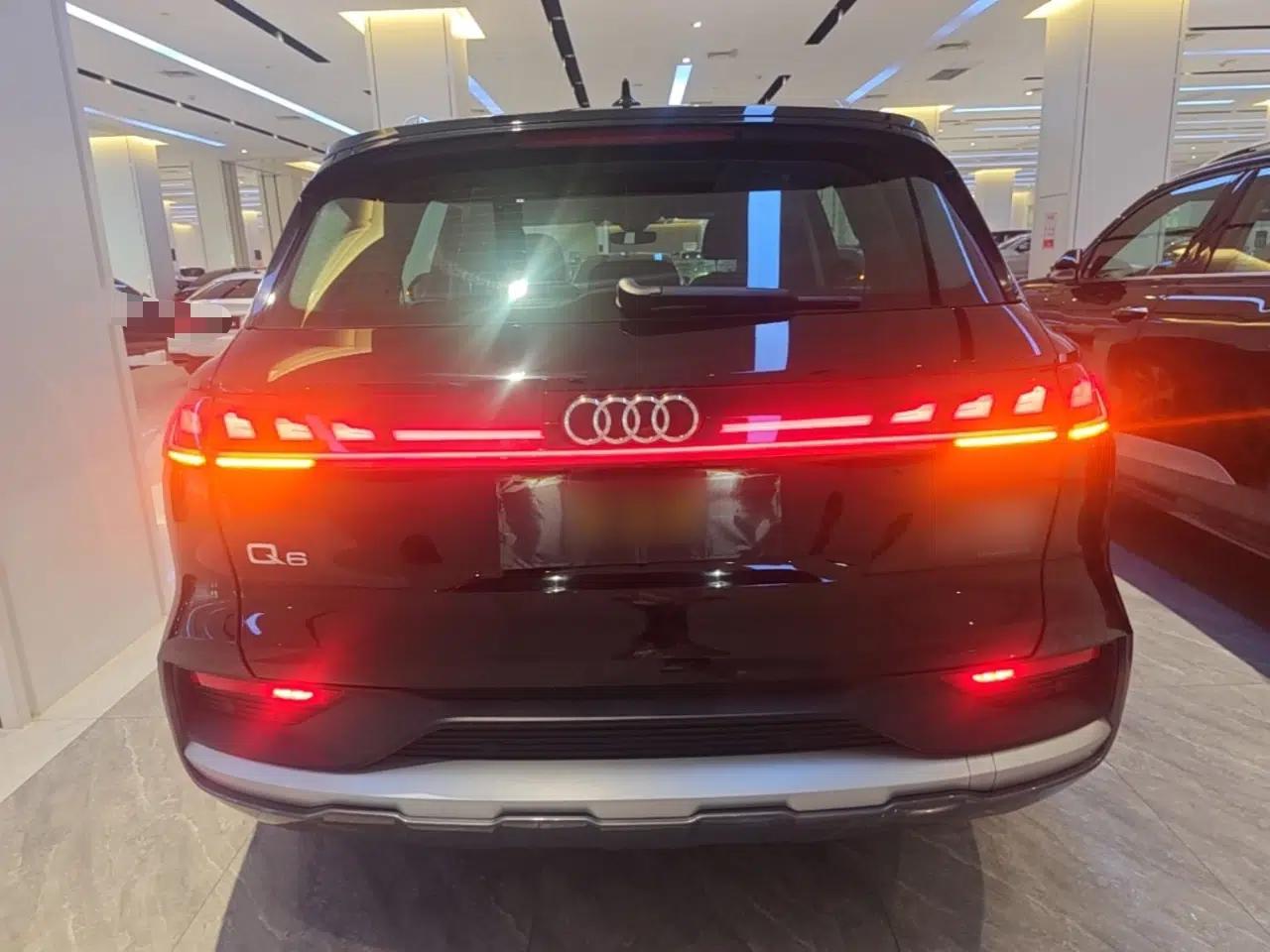 Audi Q6 2024 40 TFSI quattro Guanyun Edition Yulin Package 7 Seats — миниатюра 5