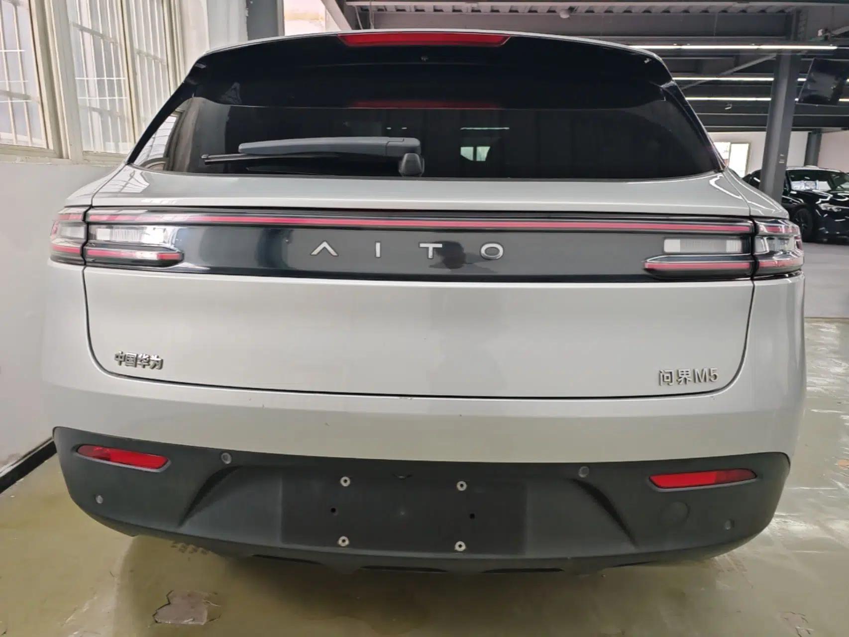 Hima AITO M5 2022 Range-Extended Rear-Drive Standard Version — миниатюра 5