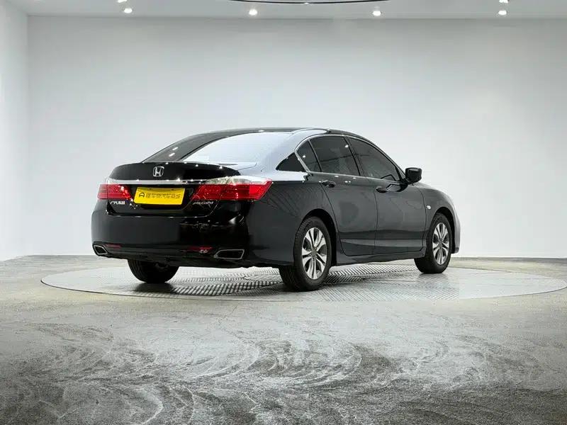 2015 Honda Accord 2.0L LX Comfort Edition — миниатюра 7