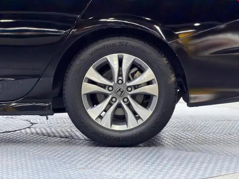 2015 Honda Accord 2.0L LX Comfort Edition — миниатюра 9