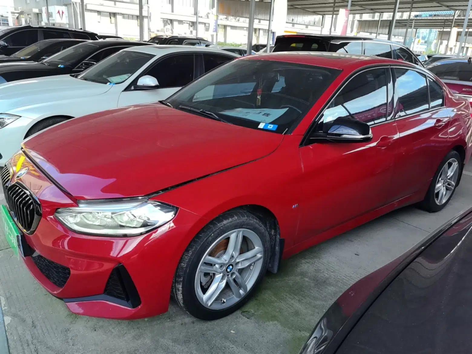 BMW 1 Series 2022 120i M Sport Night Edition — миниатюра 1