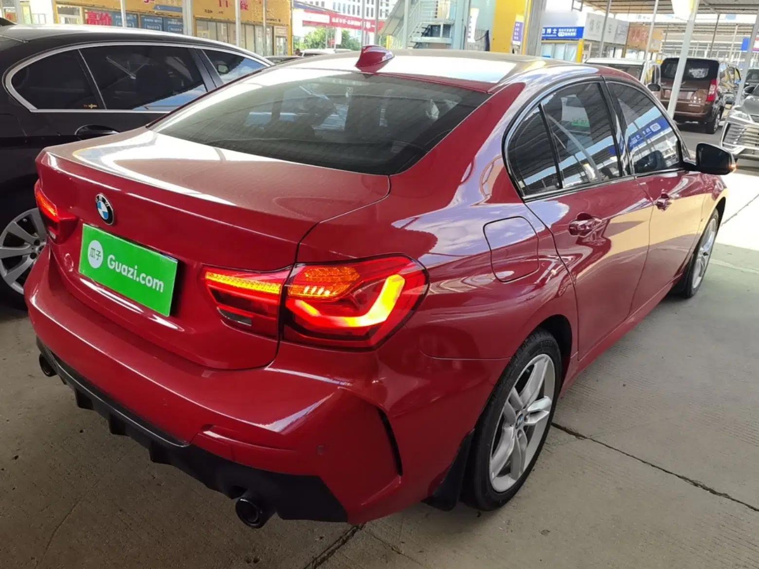 BMW 1 Series 2022 120i M Sport Night Edition — миниатюра 6