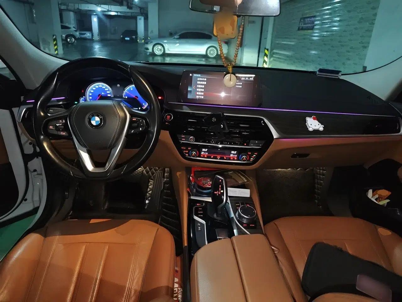 BMW 6 Series GT 2018 630i Luxury Design Package — миниатюра 9