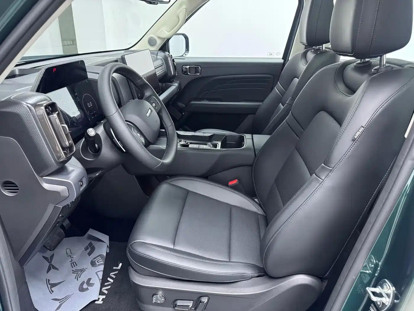 Haval Raptor 2025 Fuel-Powered 2.0T 4WD Ultra — миниатюра 8