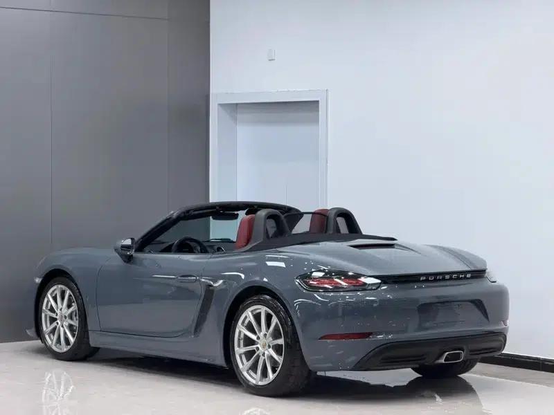 2016 Porsche 718 Boxster 2.0T — миниатюра 5