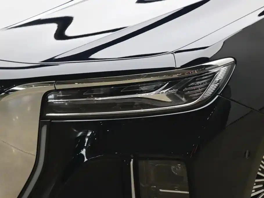 Hongqi H9 2025 Facelift 2.0T 2WD Flagship Luxury Business Edition 5-Seater — миниатюра 26