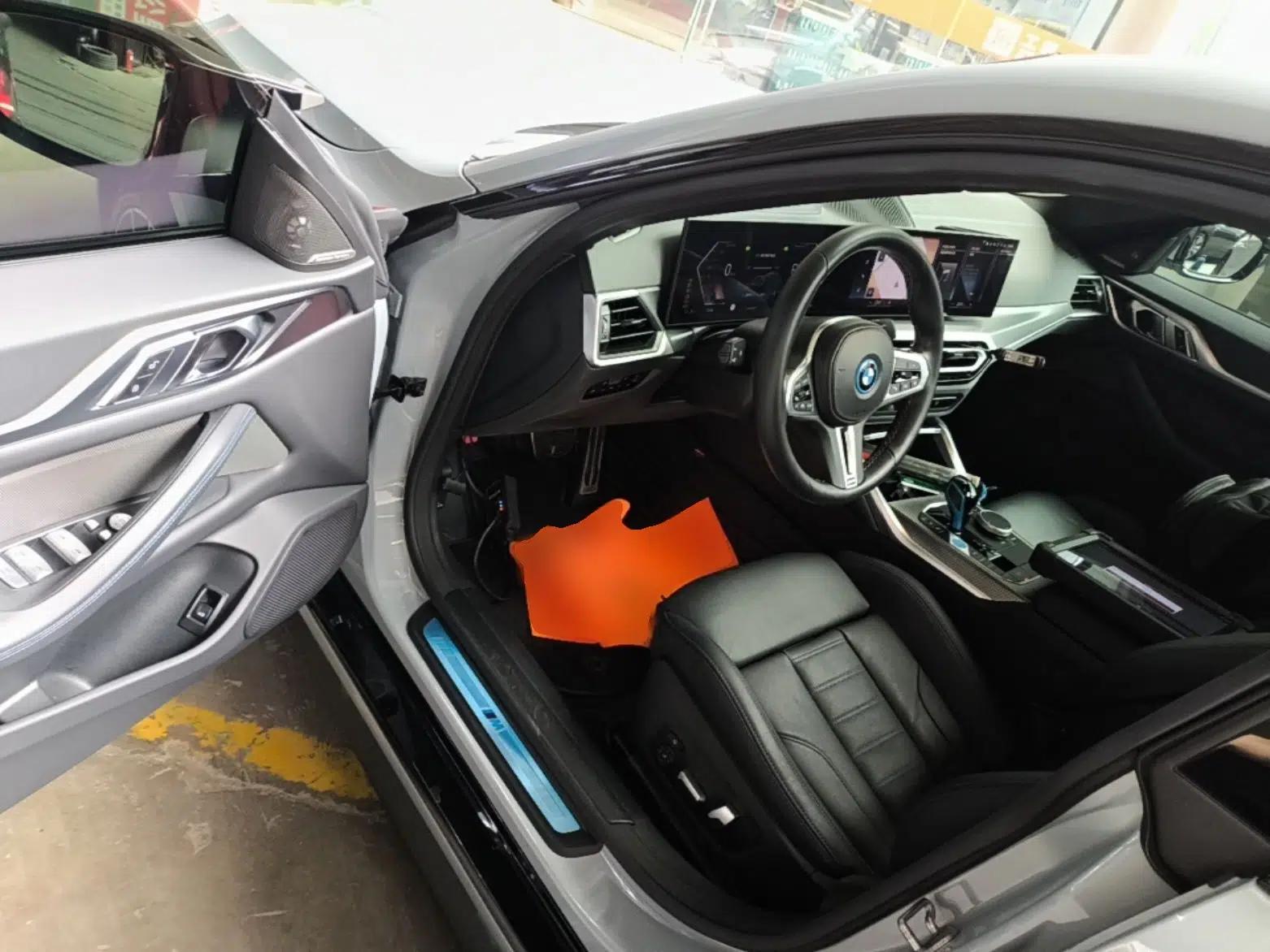 BMW i4 2022 M50 — миниатюра 18