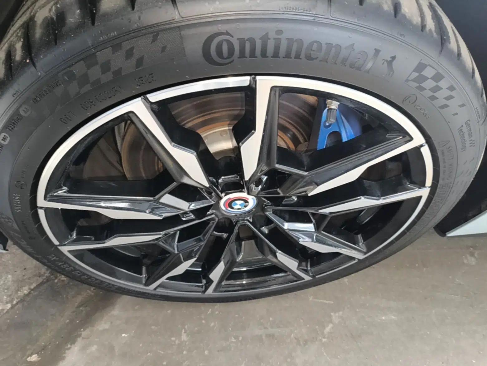 BMW i4 2022 M50 — миниатюра 10