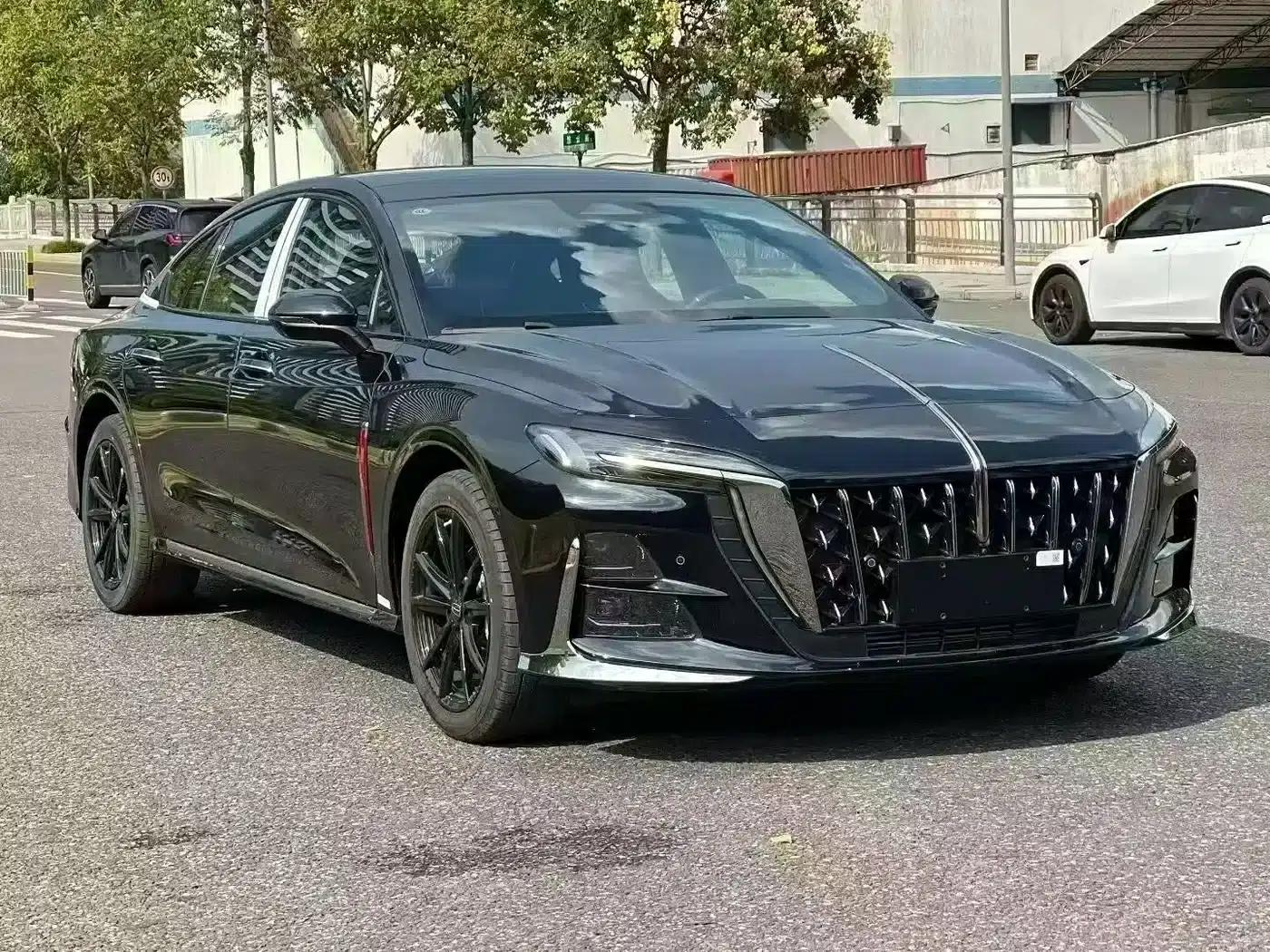 Hongqi H6 2025 2.0T Premium Edition — миниатюра 3