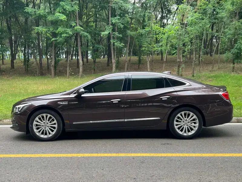 Buick LaCrosse 2016 28T Premium Edition — миниатюра 3