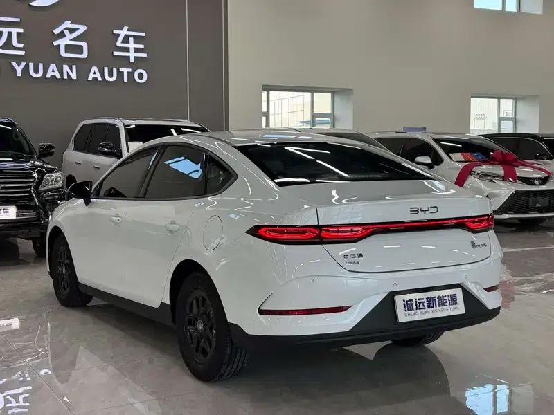 Qin PLUS DM 2026 Intelligent Driving Edition DM-i 55KM Leading Model — миниатюра 4