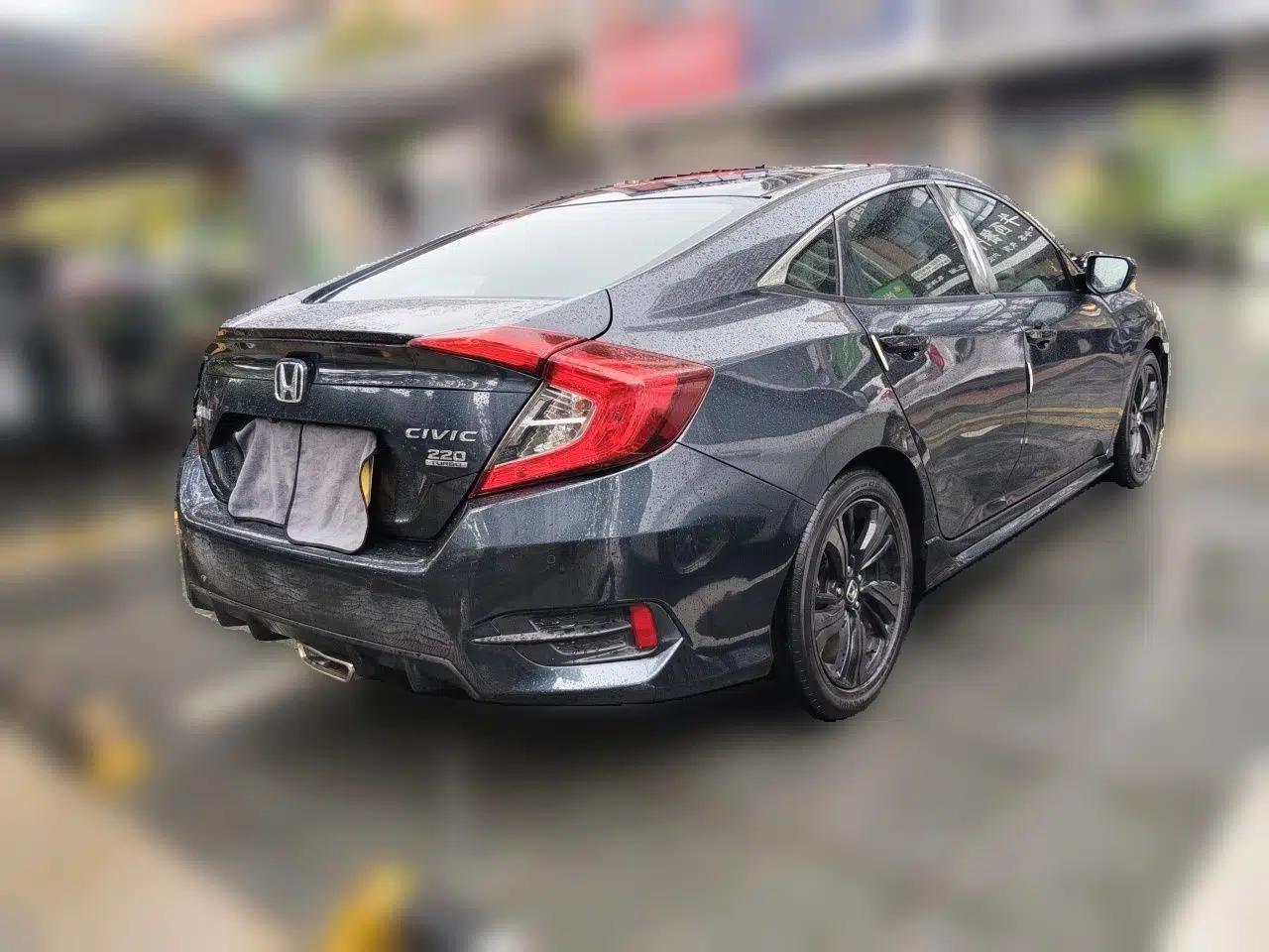 Honda Civic 2019 220TURBO CVT Dynamic Edition China VI Emission Standard — миниатюра 6
