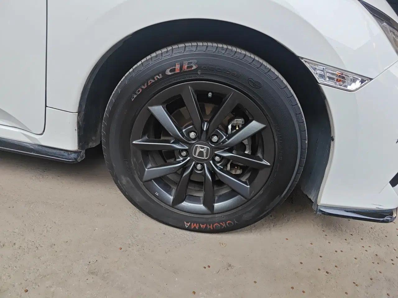 Honda Civic 2021 HATCHBACK 220TURBO CVT New Trendsetter — миниатюра 8