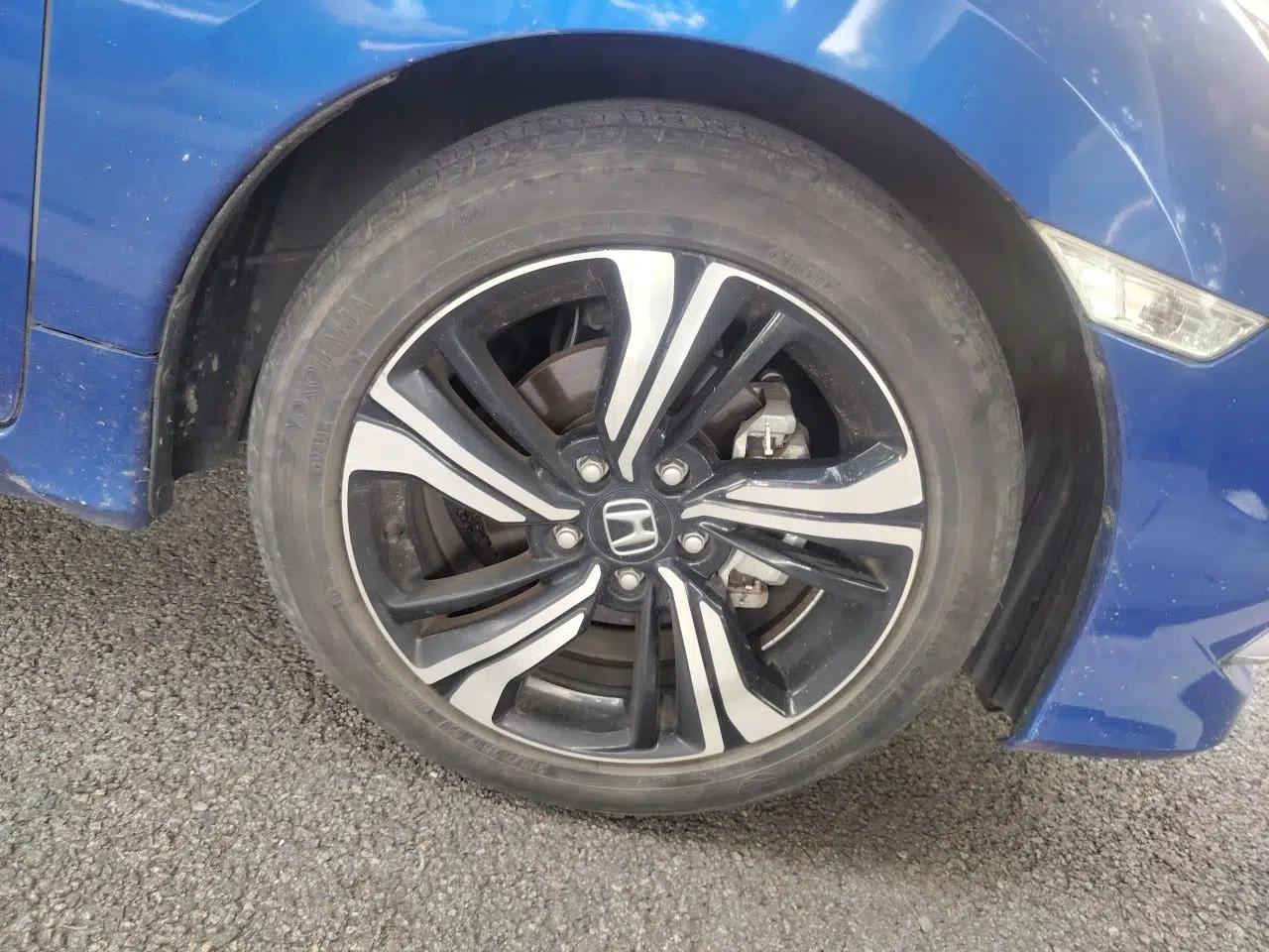 Honda Civic 2019 220TURBO CVT Power Edition China VI Emission Standard — миниатюра 8