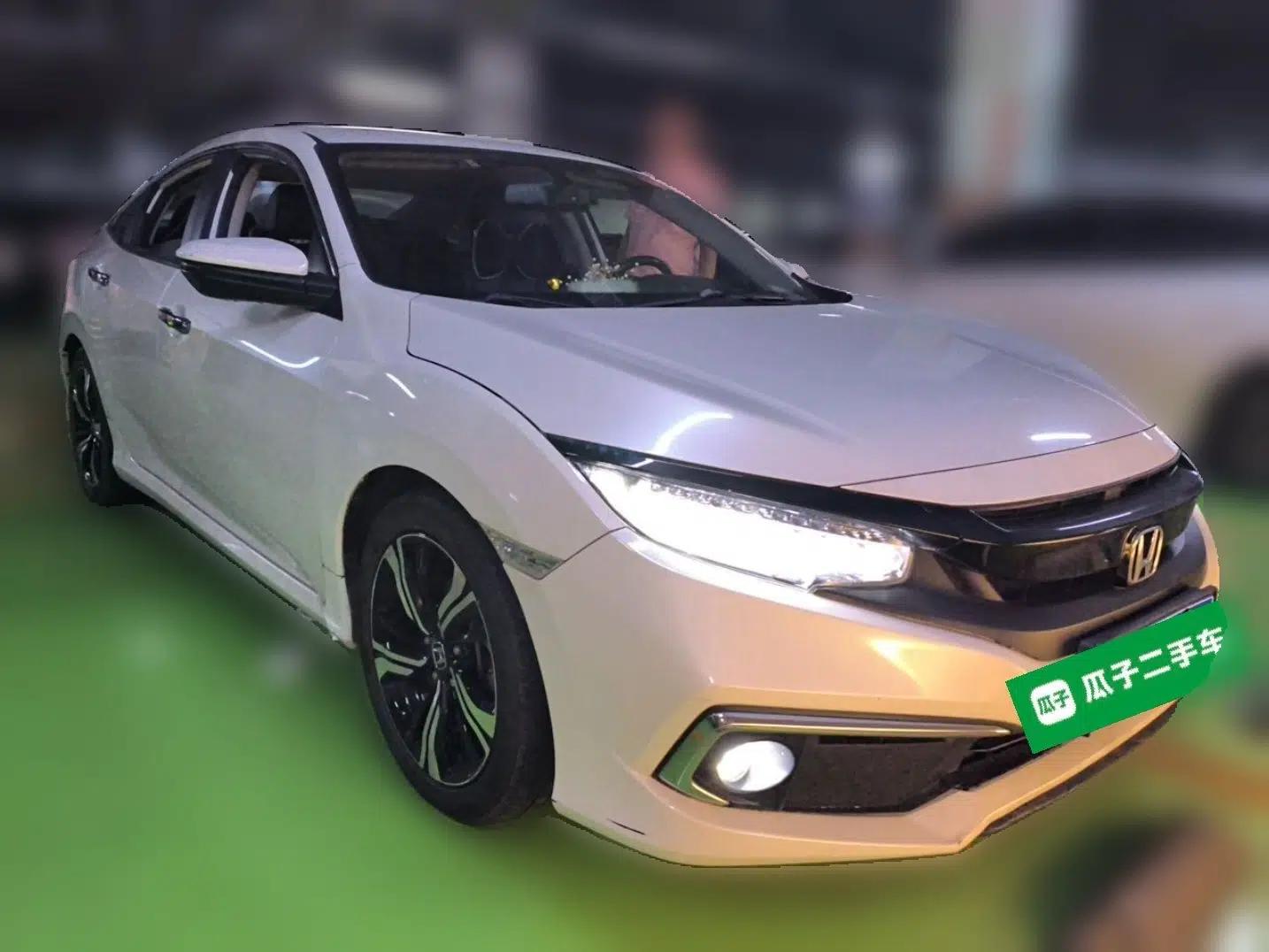 Honda Civic 2021 HATCHBACK 220TURBO CVT Trendy Cool Edition — миниатюра 3